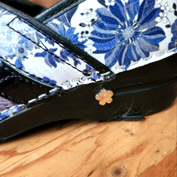 KOI SANITA BUTTERFLY MELODY WOMEN'S CLOG IN BLUE - Picture 5 of 10